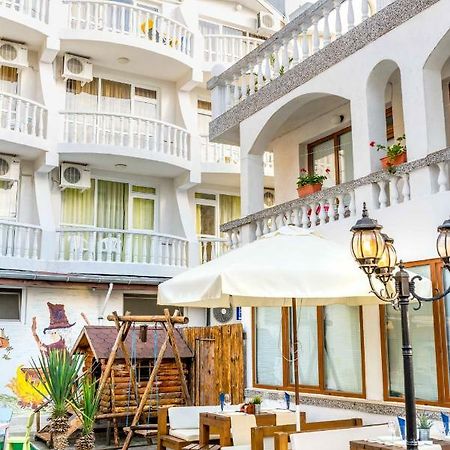 Hotel Yanis Lozenets Eksteriør bilde