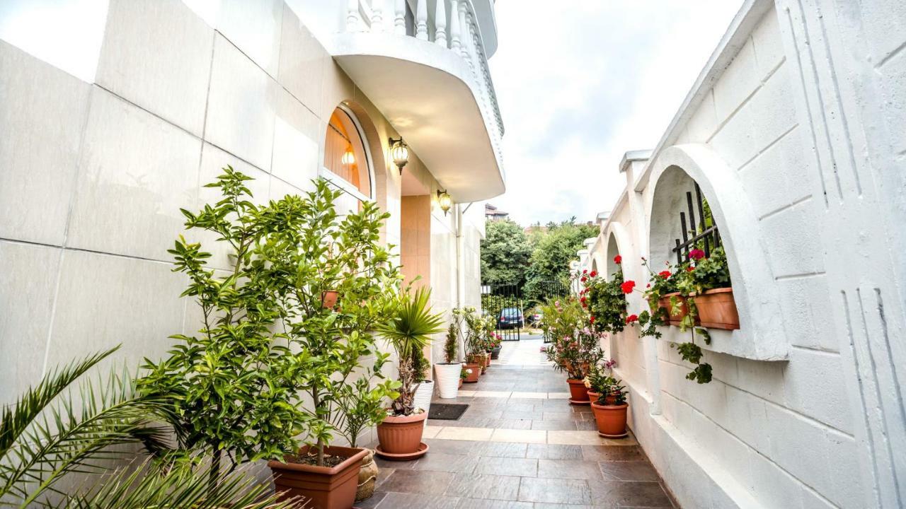 Hotel Yanis Lozenets Eksteriør bilde