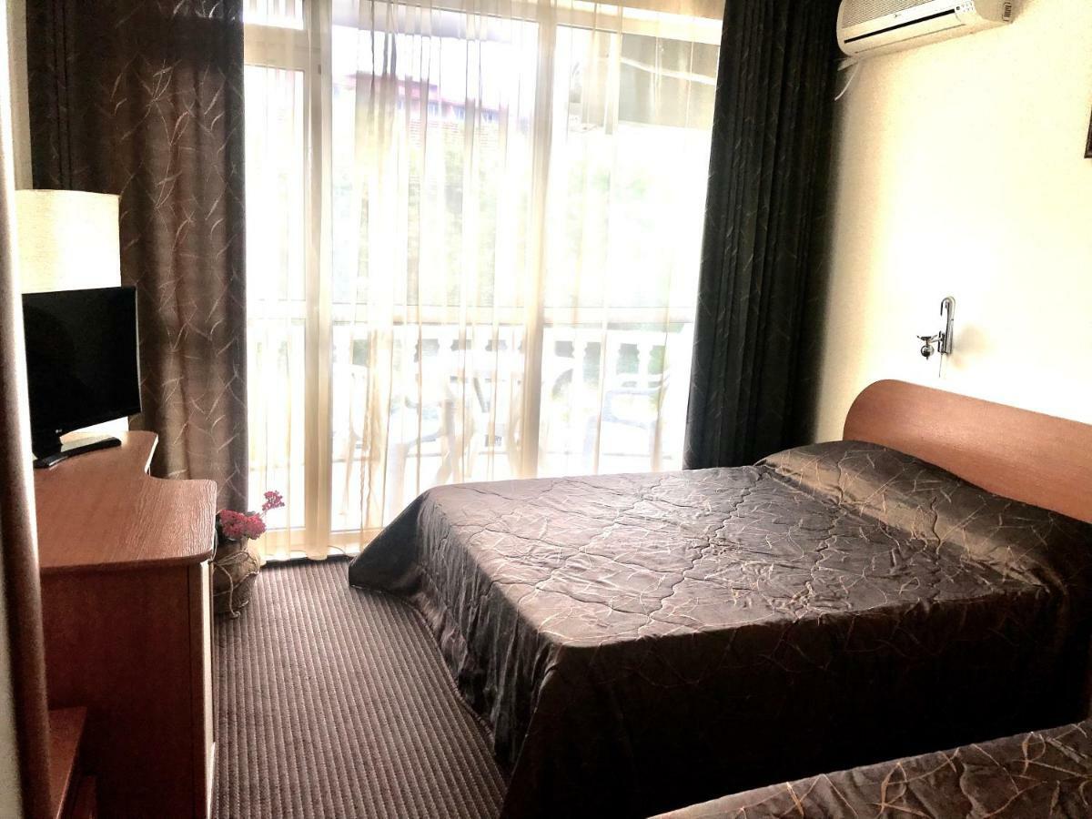 Hotel Yanis Lozenets Eksteriør bilde